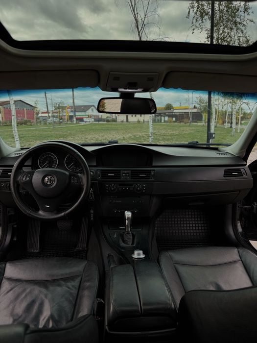 BMW 320d E90, Automat, Hi-Fi