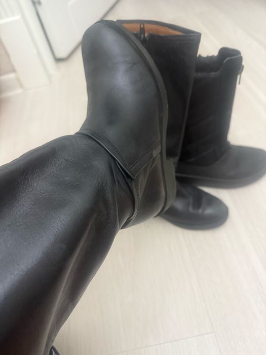 Продам детский обувь