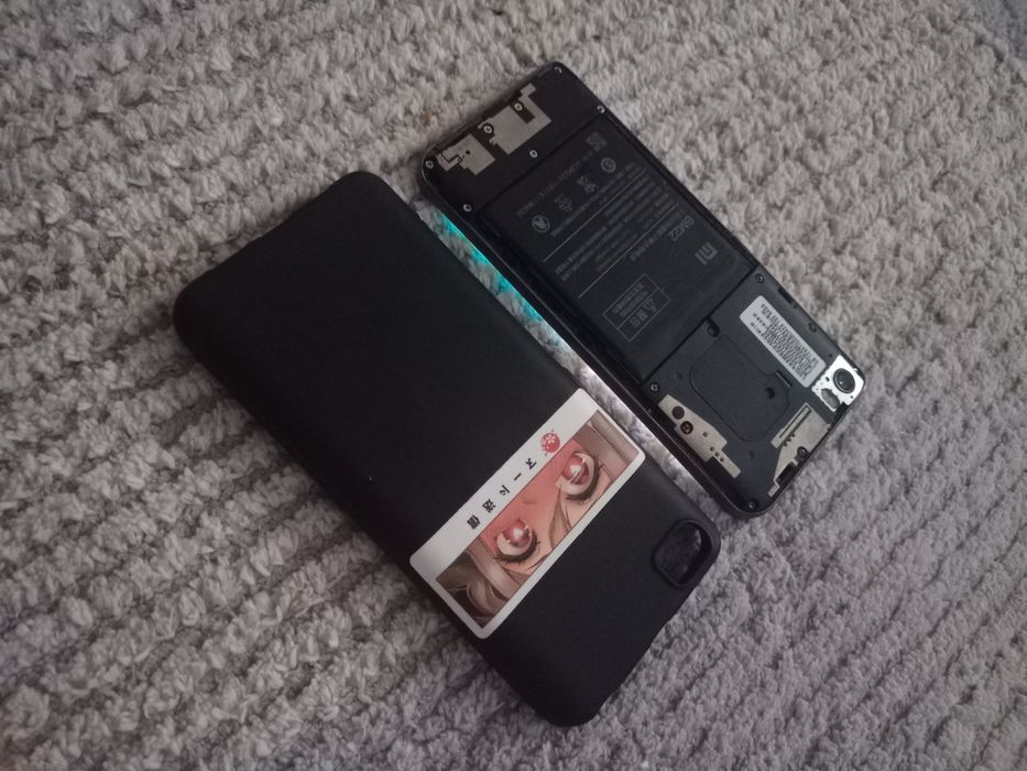 Телефон Xiaomi mi 5 продам или обменяю на что то интересное