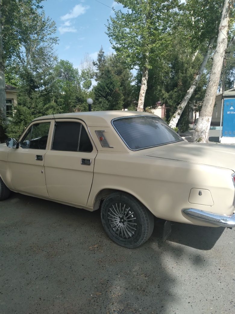 Продам автомобиль газ 2401