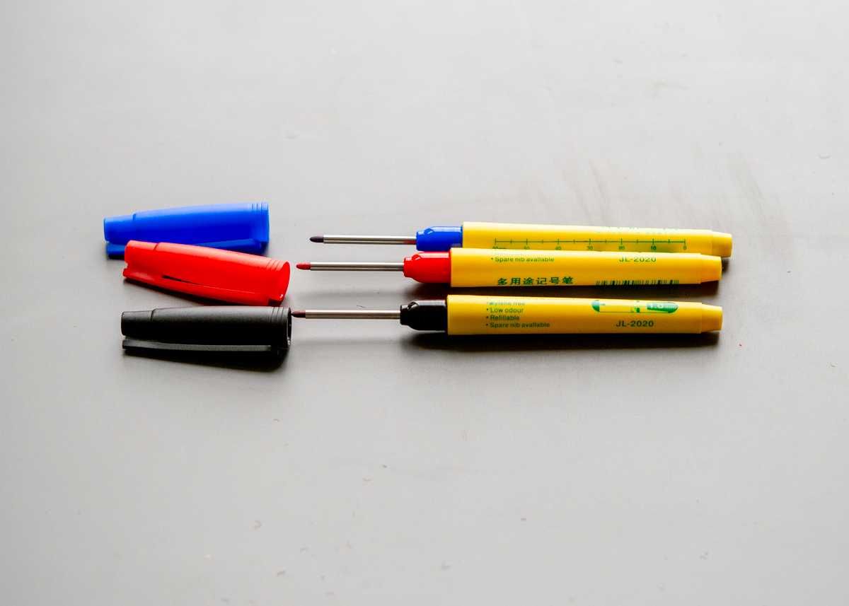 3 markere cu varf ascutit pentru instalatii