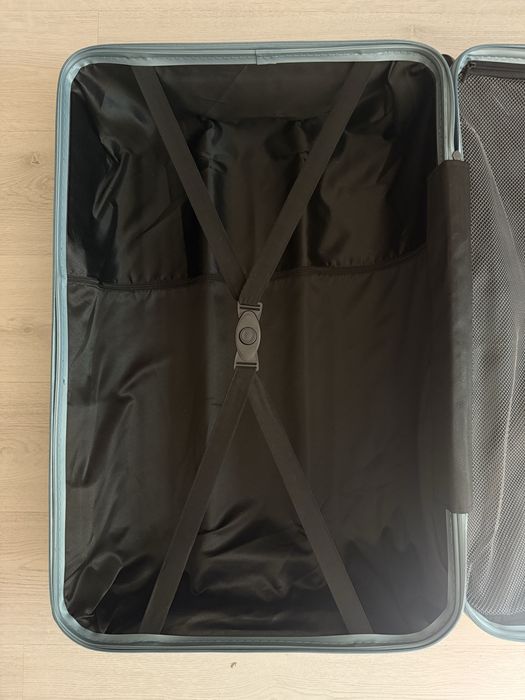 Голям куфар за чекиран багаж 23кг, 70-50-30см