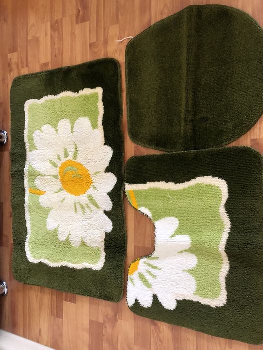 Продам мягкие коврики для санузла