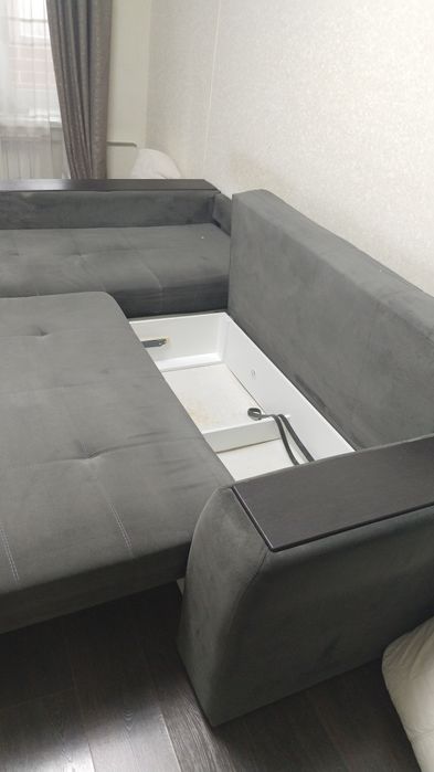 Продам диван в отличном состоянии
