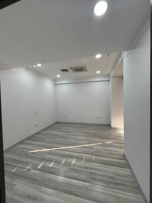 Сдаётся офис 140 м² в премиальной локации — ул. Тараса Шевченко