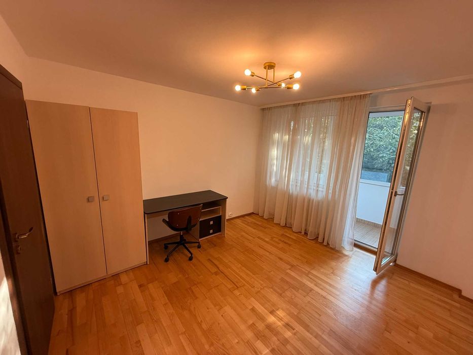 Apartament 4 camere, 103 m², etaj 2/4-Băneasa-București-Ploiești