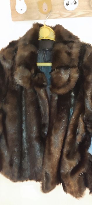 Blăniță naturala maro ciocolatiu, de nurca, pe talie