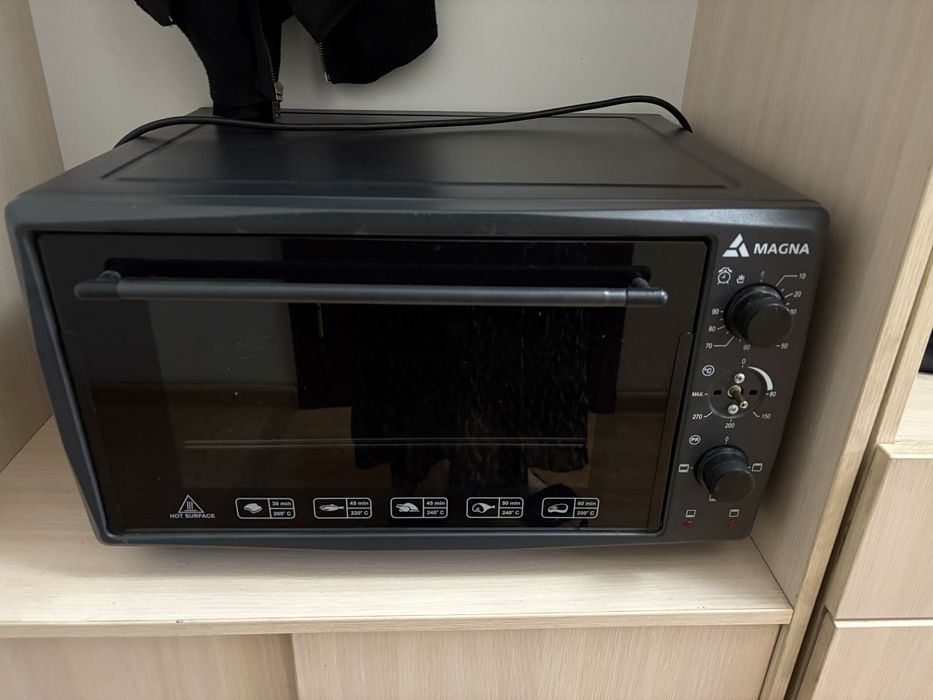Электрическая печка Magna