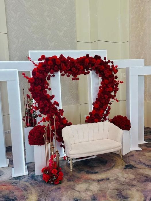 Realizez arcada baloane/flori