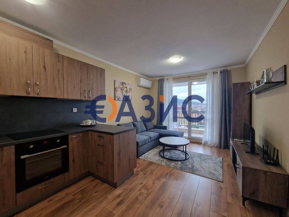 Апартамент с 1 спалня," Ипанема Бийч " Свети Влас, България. 7 ет., 56