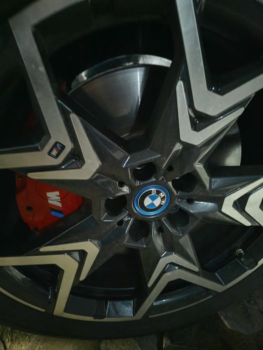 BMW iX2 pachet M
