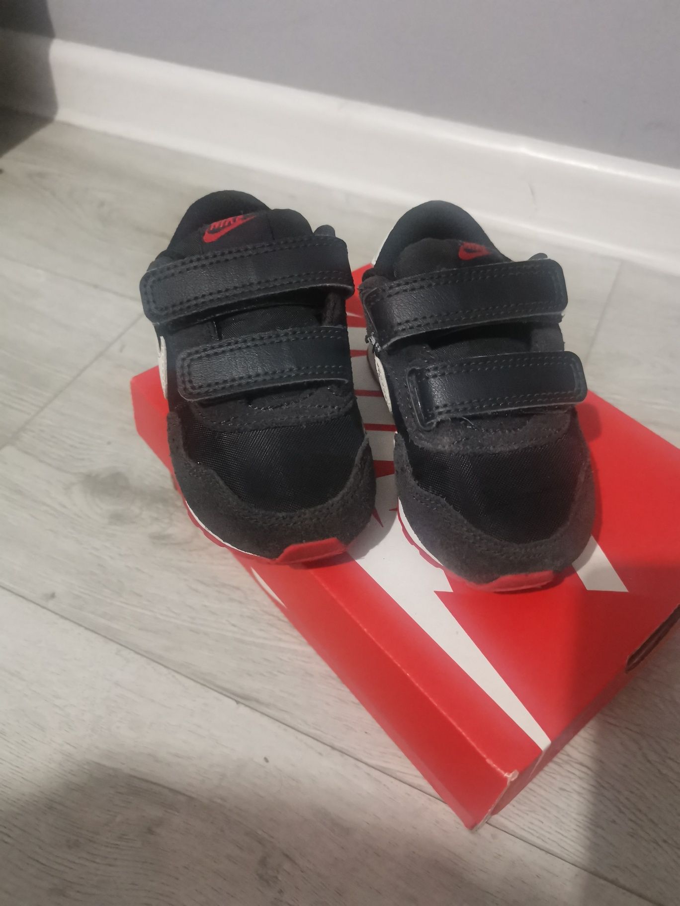 Маратонки Nike 21