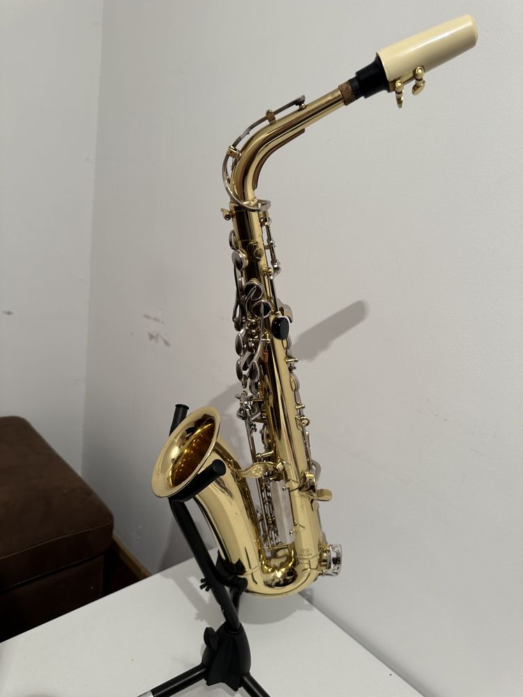 Saxofon Yamaha yas25