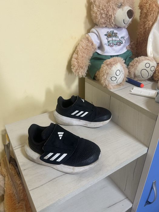 Детски обувки Adidas, Nike