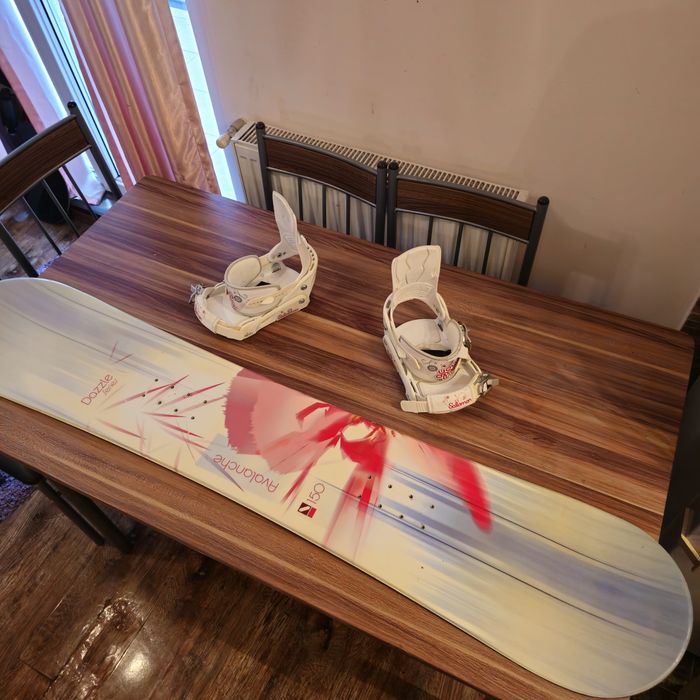 Placa Snowboard Avalanche Dazzle 150 cm cu legaturi Salomon M