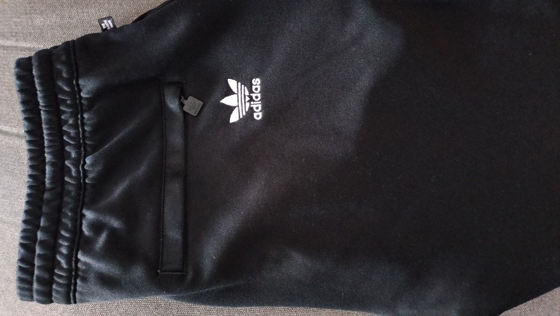 Спортен анцуг Adidas Originals