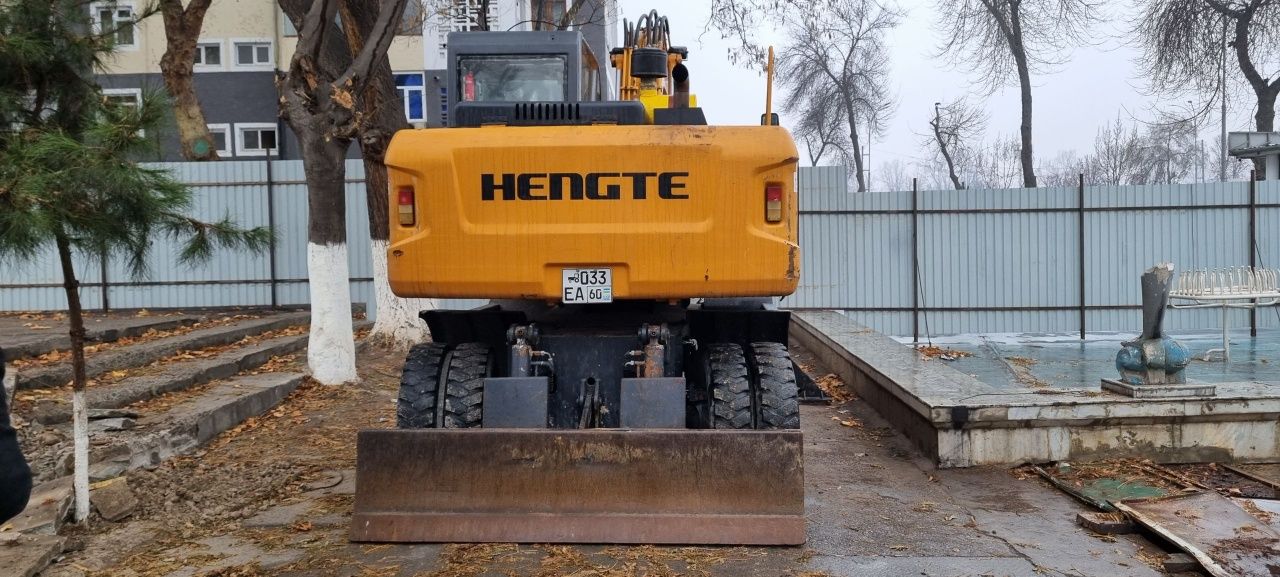 Ekskavator HENGTE