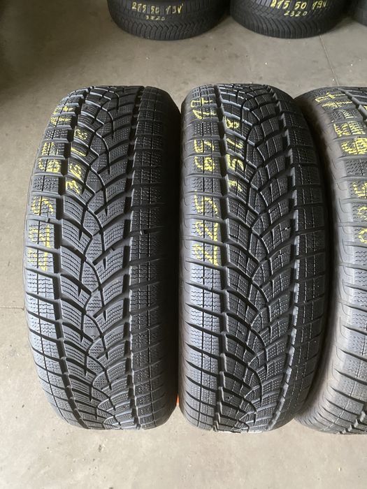 Anvelope iarna 215/65/17 Goodyear Ultra Grip Performance 215 65 17 R17