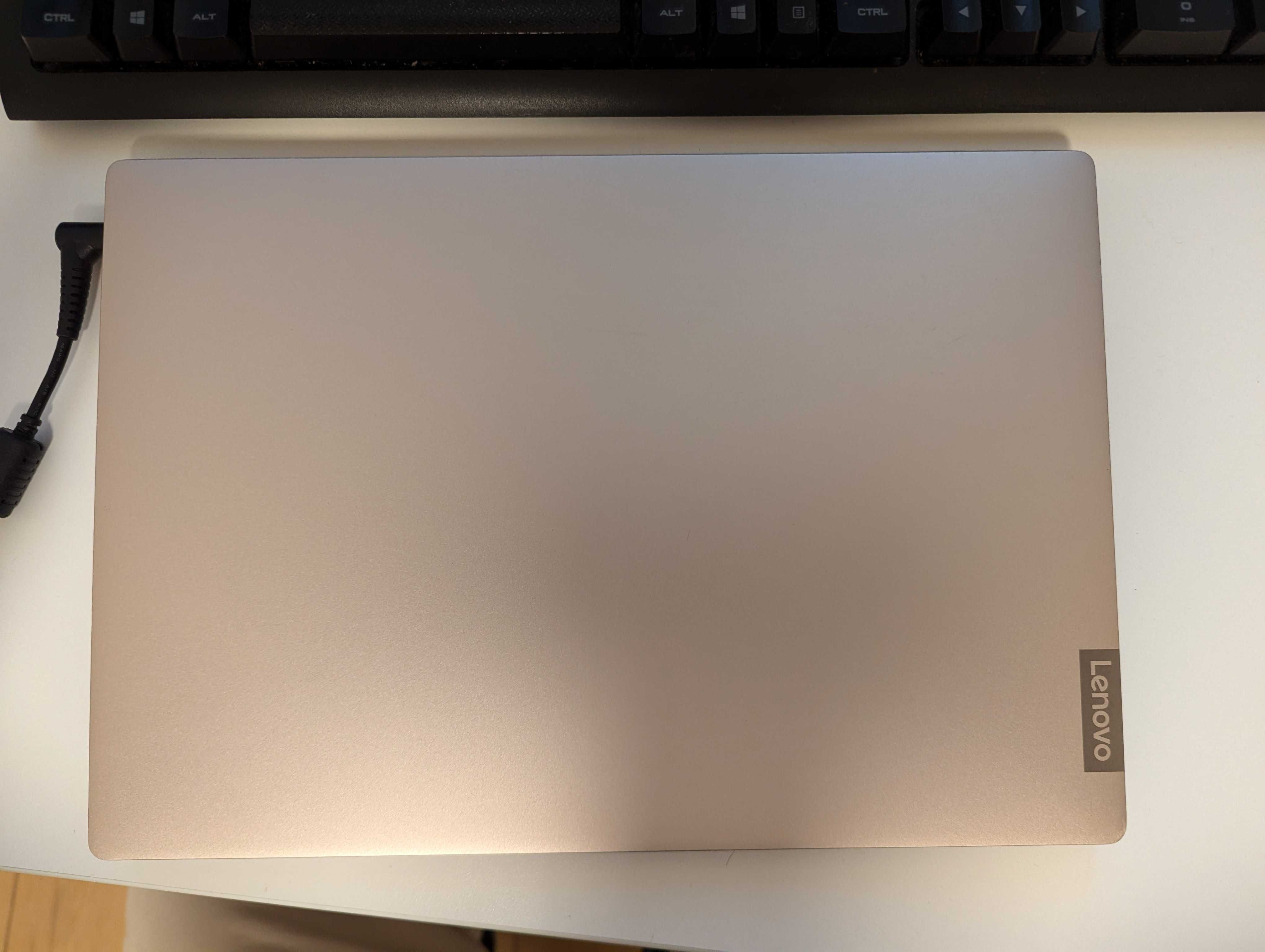 Lenovo IdeaPad S540-14IWL лаптоп, отлично състояние!