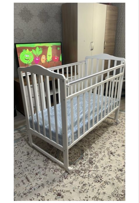 Детская кровать (колесо+качалка)