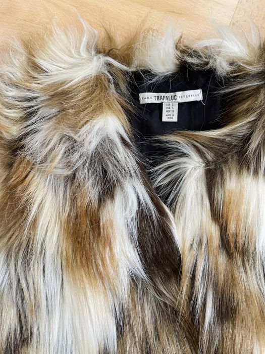 Vesta superbă nouă Zara