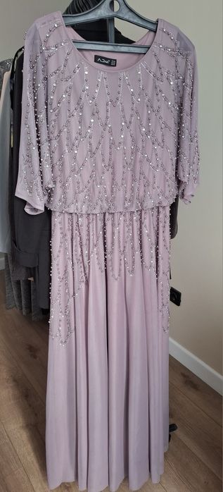 Платье вечернее нарядное