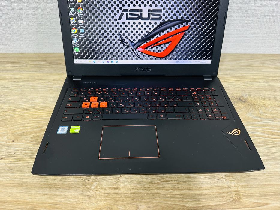ASUS ROG Strix Core i7+GTX1070-8 ГБ Видеокарта Для Игр и Графики