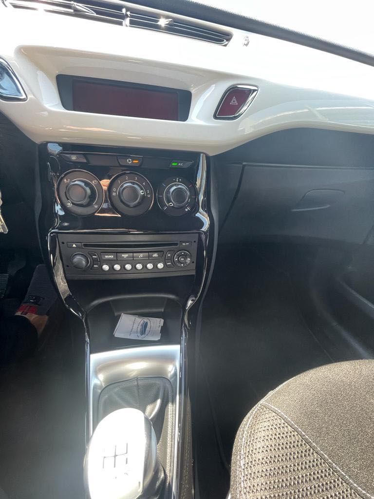 Продава Citroen DS3