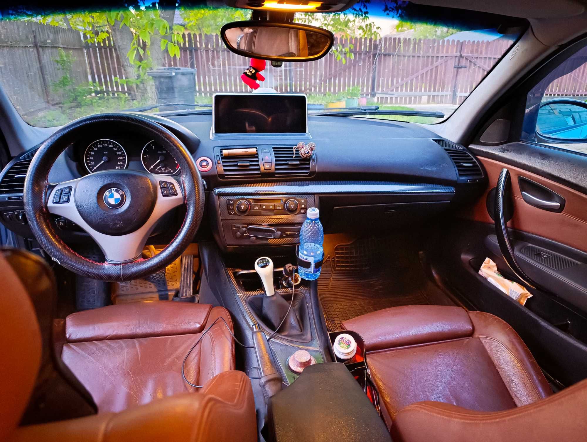 BMW SERIA 1 (2005)