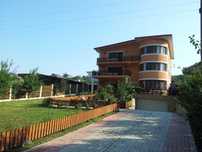 Inchiriez Casa pentru Birouri  460mp+teren 1090mp Lac Ezareni