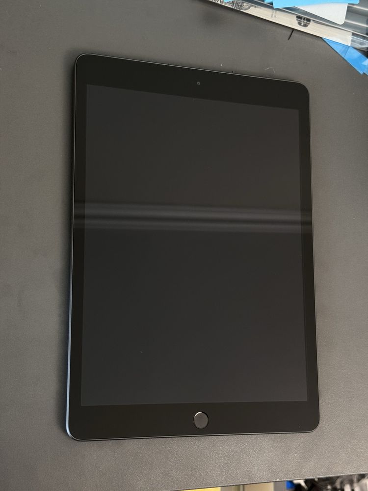 Ipad 8gen WIFI 32