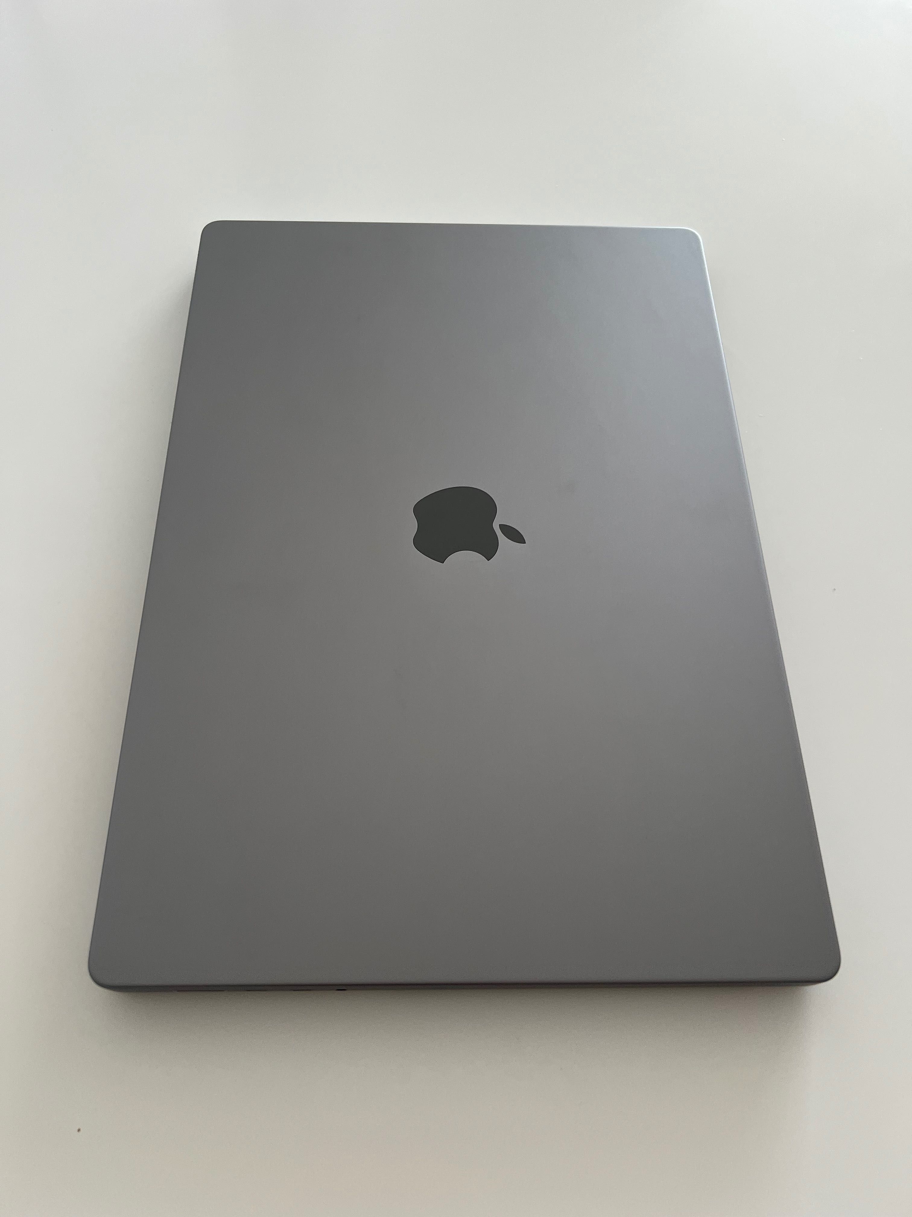 MacBook Pro 16”, M2 Pro, 16 GB RAM, 2023
