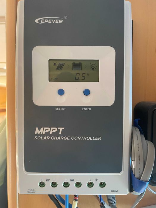 Controler EPEVER, solar model MPPT 40A, 12V 24V, maxim 1040 W