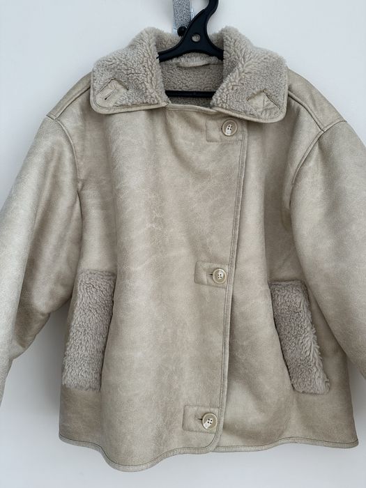 куртка 46-48р новая цвет светлый беж