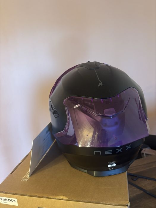Здравейте продавам каска Nexx Y100R