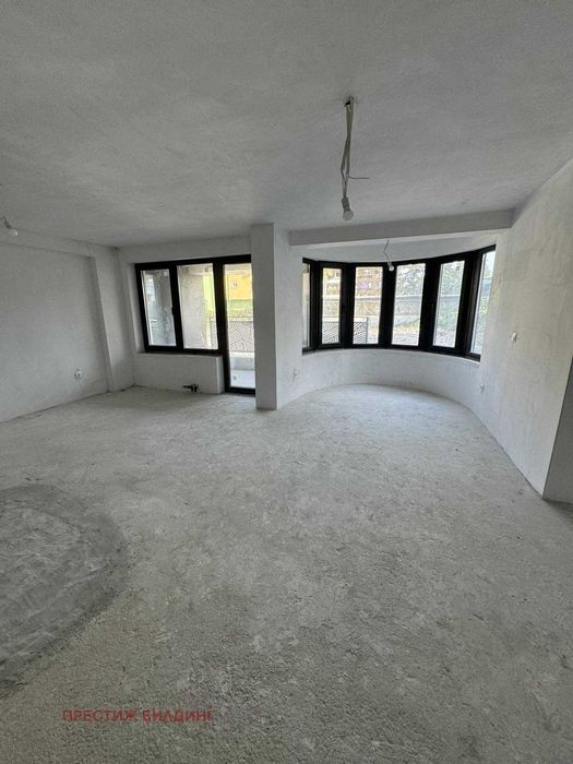 Продава се Четиристаен апартамент в София, Манастирски ливади - 151 кв.м за 2800 €/кв.м - Снимка #7