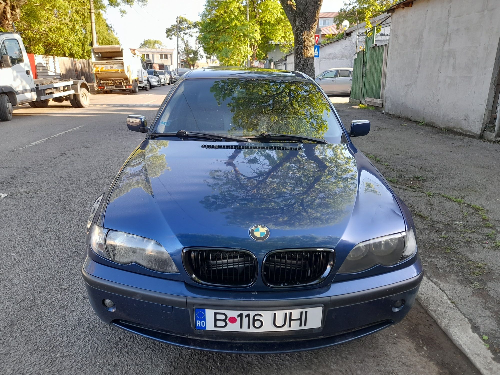 Vând BMW 320d an 2004