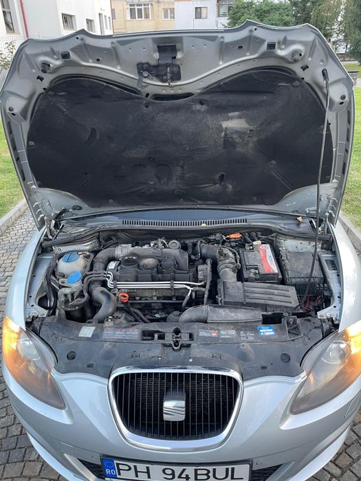 Vând seat Leon 1p