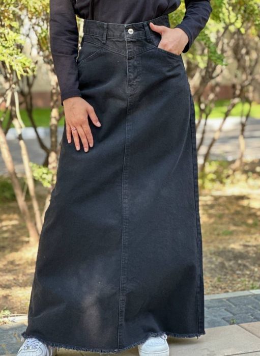 джинсовая юбка черног цвета