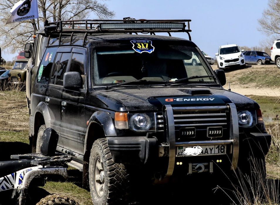 Продам поджеро 2 зделаный под любые дорожные условия