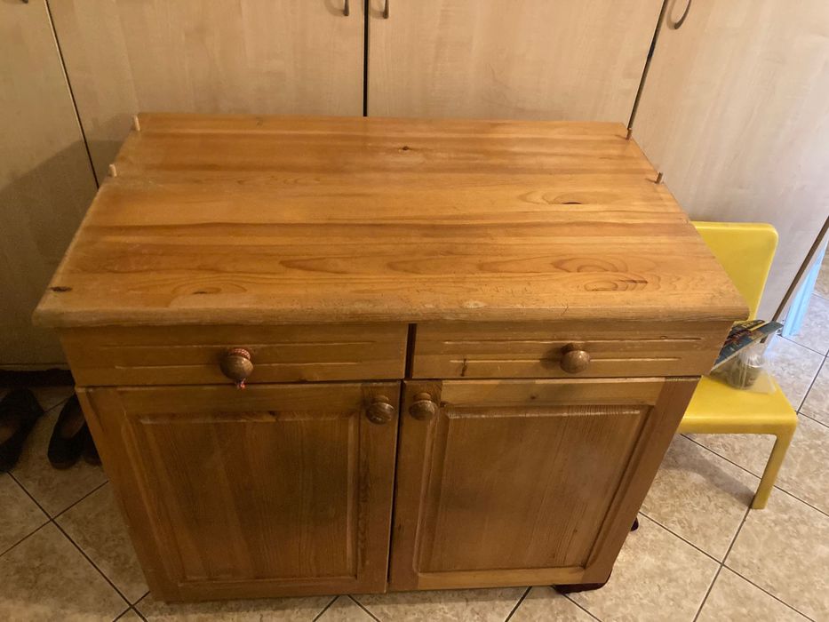 кухненски шкаф от чам