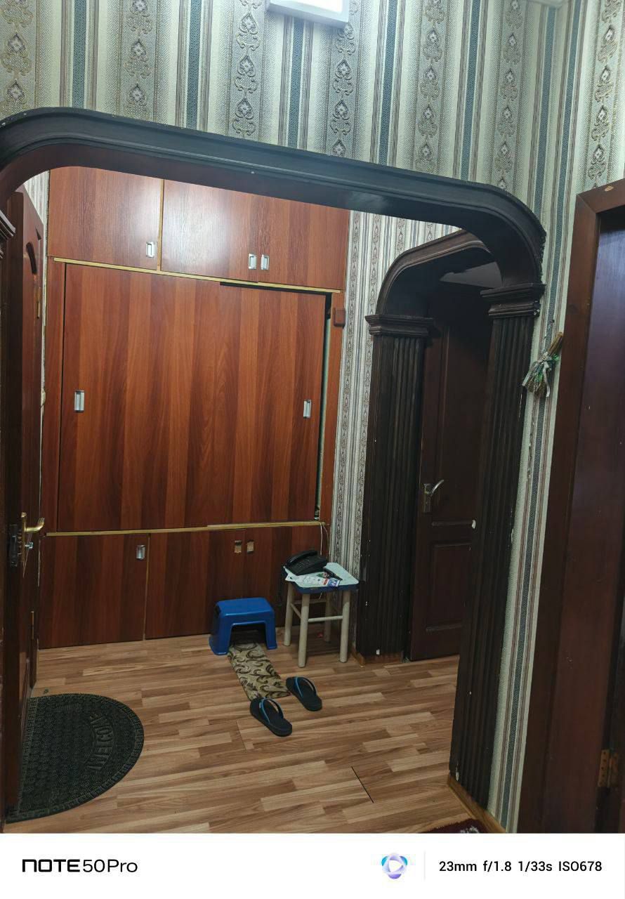 Kvartirga qizlar olinadi BezzMakelr