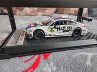 Macheta metalica bmw m4 dtm marime 1:24 noua