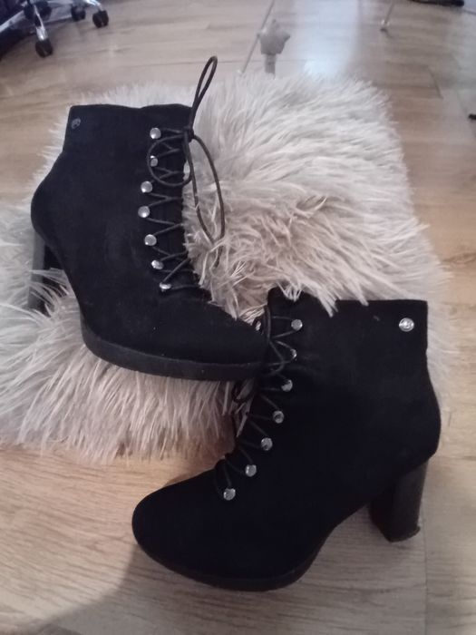 Ботуши боти и обувки нови и като нови