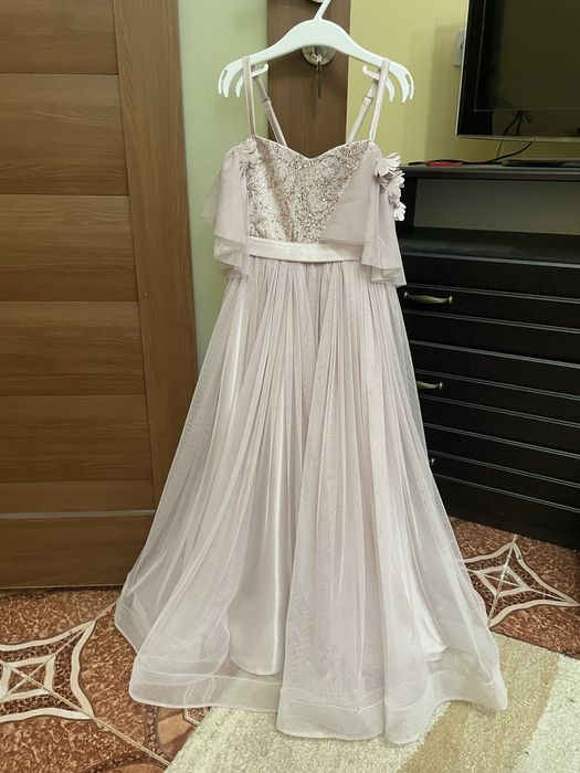 Vand rochie fete 6-7 ani