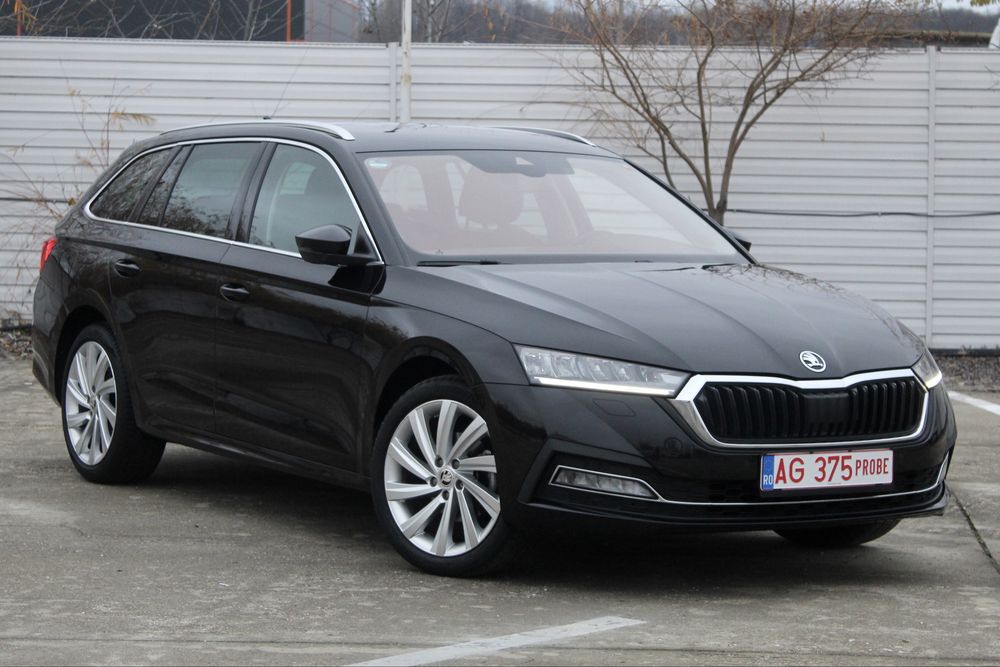 Skoda Octavia/1.5 TSI/150Cp/Led/Cristal/Distronic+/Padele/Mild Hybrid