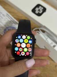 Apple watch SE 40мм. А2351—модель. Цвет черный
