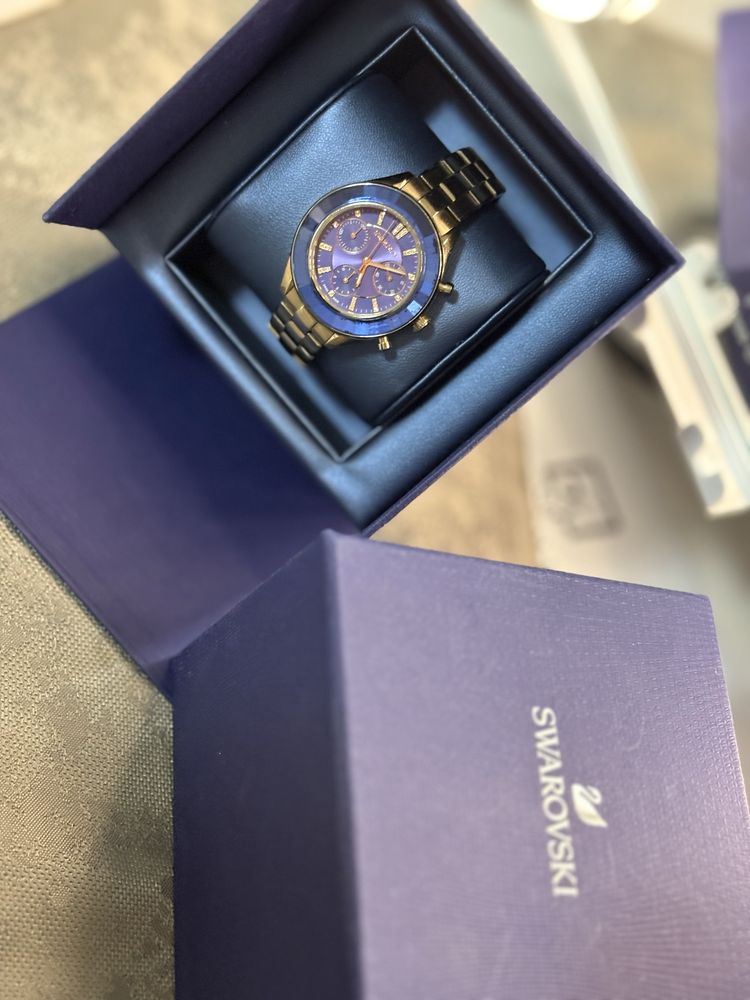 Дамски часовник Swarovski