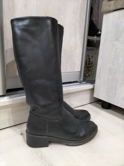 Продам женские зимние сапоги