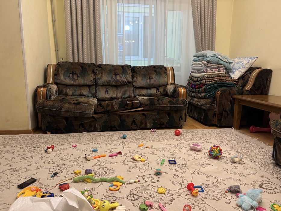 Продам диваны,4 штук! Б/у